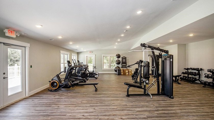 Stunning 4-Bedroom, 3-Bathroom Two-Story Home with Incredible - photo 41