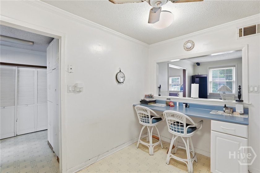 Welcome to this spacious and well-maintained Southside Savannah - photo 9