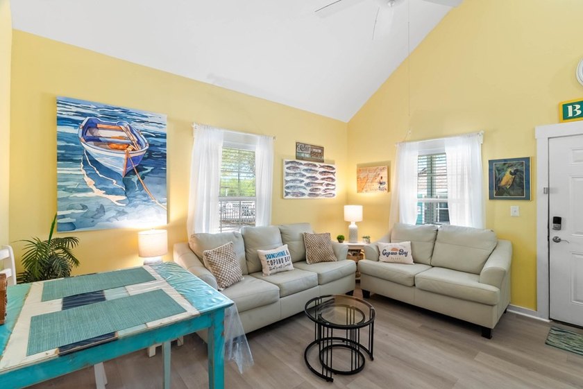 Charming 2-Bedroom Cottage near Copano Bay - Turnkey Investment - photo 3