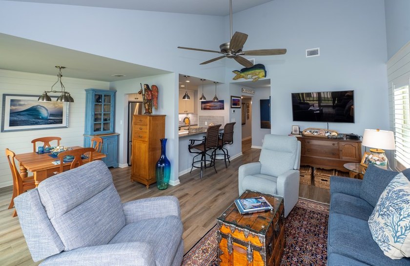 Absolutely stunning! Come experience this completely remodeled - photo 10