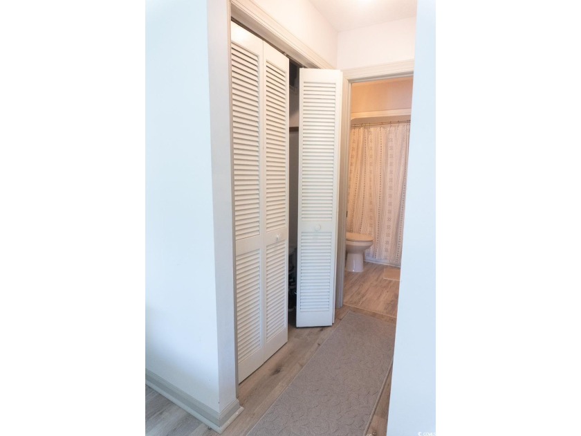 Welcome to SHOREWOOD! This beautifully updated condo, nestled on - photo 14