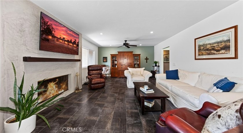 645 Los Altos - photo 4