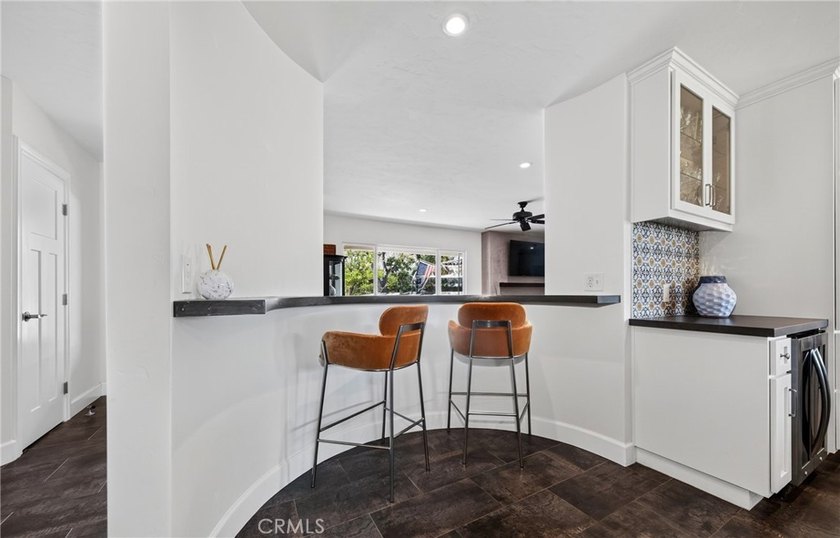 645 Los Altos - photo 7