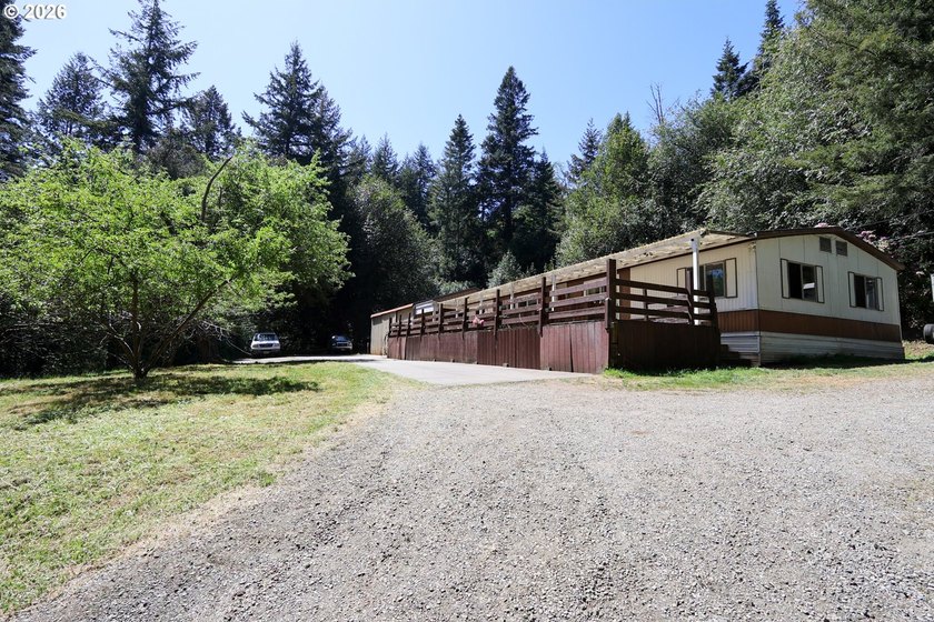 Welcome to Greene Acres. This 3-bedroom, 2-bath home sits on - photo 19