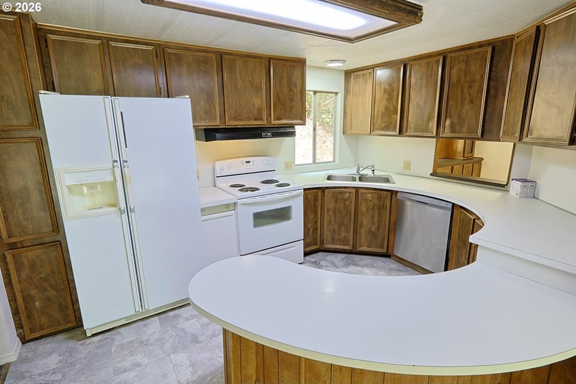 Welcome to Greene Acres. This 3-bedroom, 2-bath home sits on - photo 30