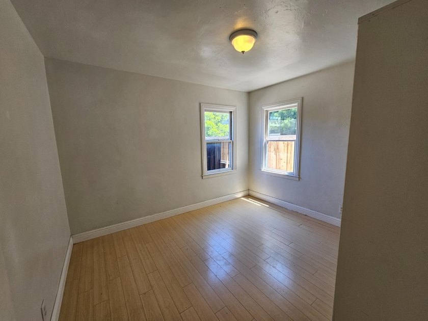 Two homes on one lot. Located in San Jose, the front home is a 3 - photo 6