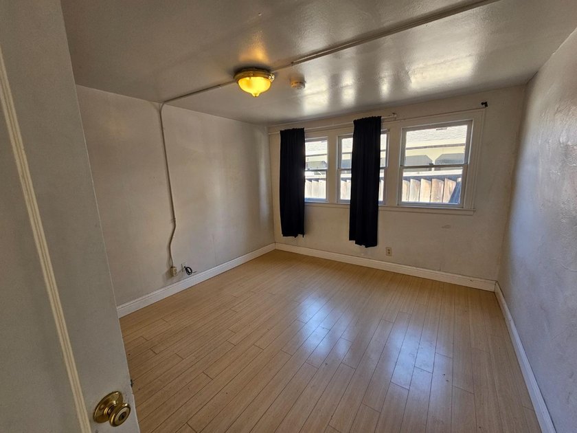 Two homes on one lot. Located in San Jose, the front home is a 3 - photo 7