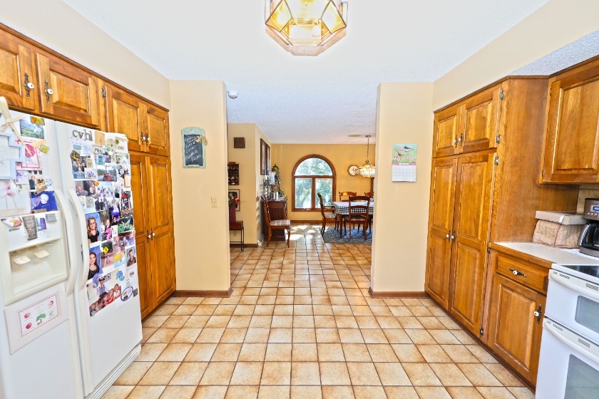 Perfect Lake home for Entertaining or Renting! - photo 11
