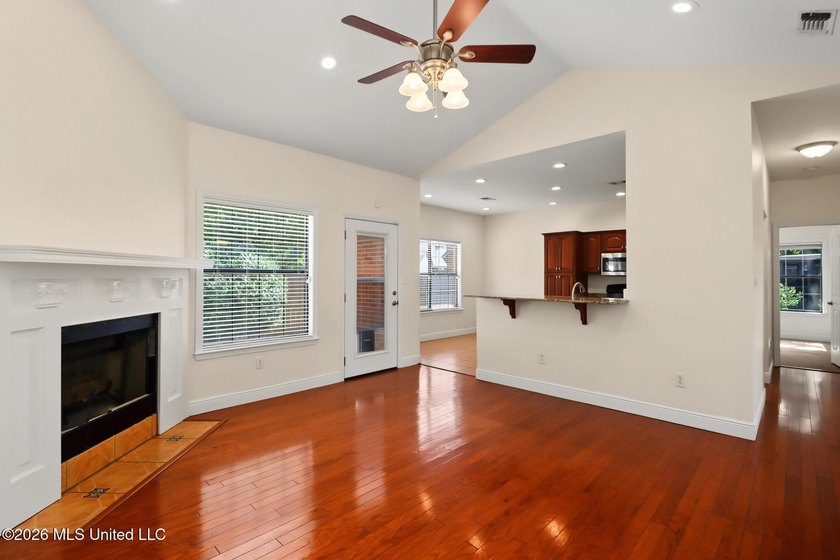 Move-in ready and just minutes from the beach! This beautiful - photo 9
