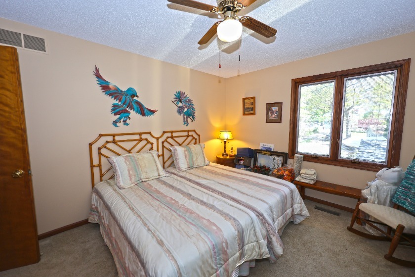 Perfect Lake home for Entertaining or Renting! - photo 30