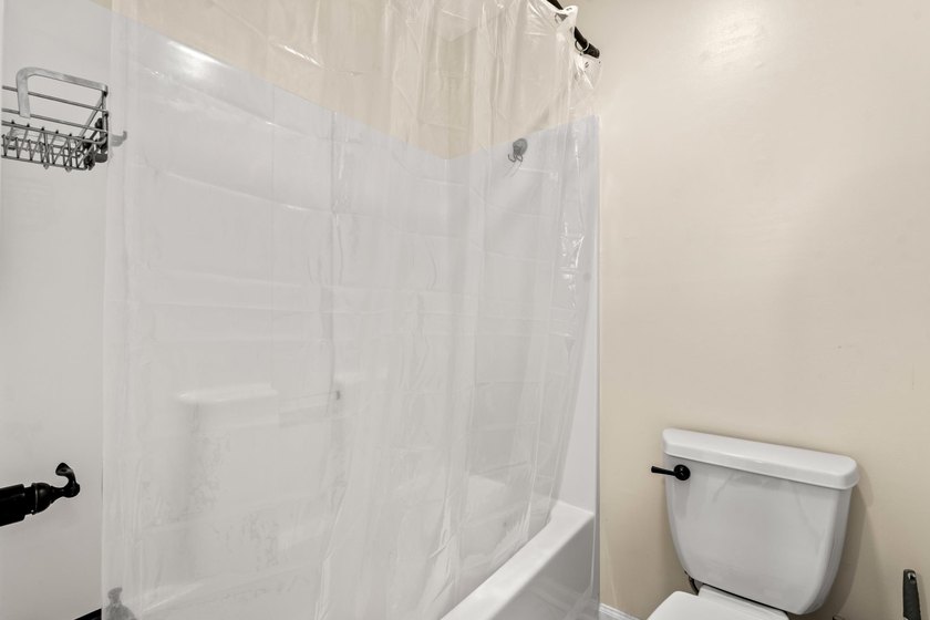 PRICE IMPROVEMENT! MOTIVATED SELLER - BRING ALL OFFERS! Don't - photo 14