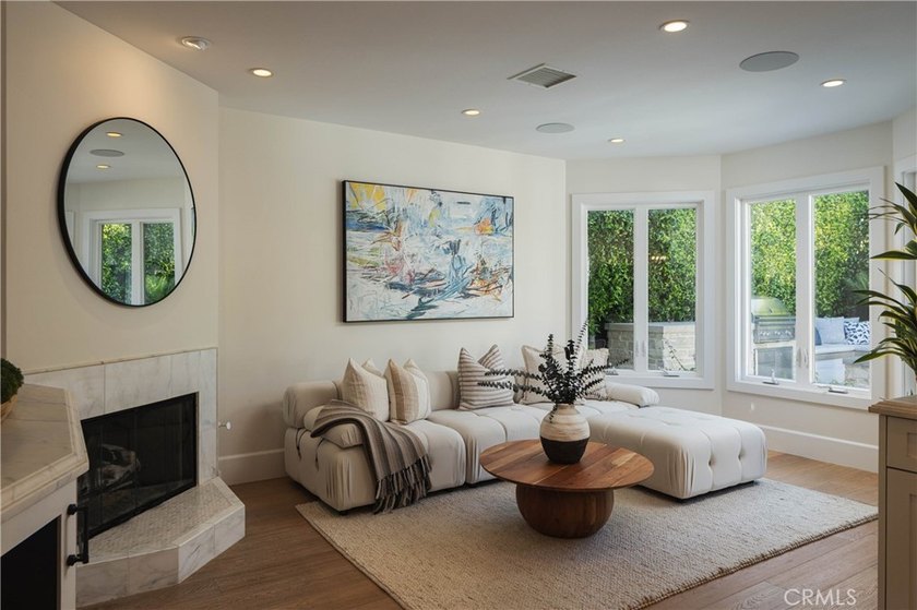 Welcome home to this charming Corona Highlands beach house - photo 15