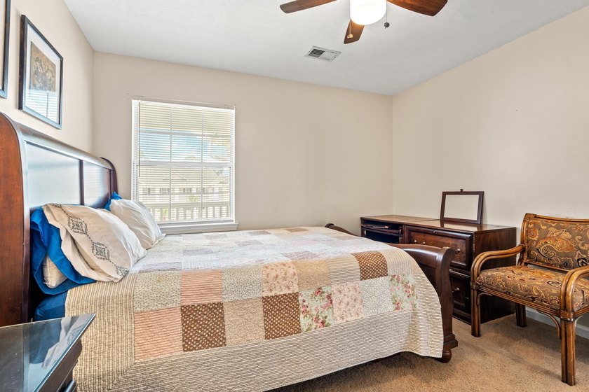 PRICE IMPROVEMENT! MOTIVATED SELLER - BRING ALL OFFERS! Don't - photo 16