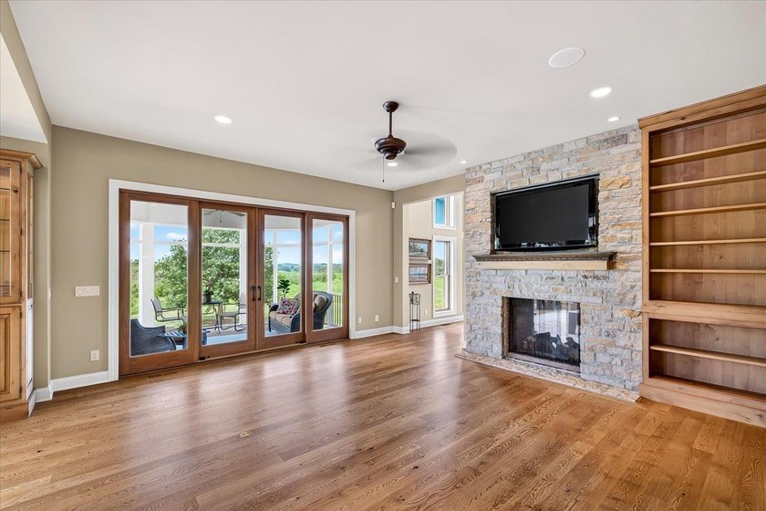 Hart DeNoble Masterpiece on 14.97 acres-Middleton Schools. This - photo 24