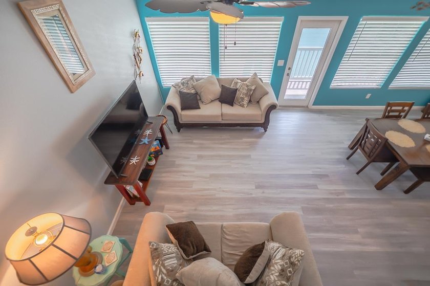 Enjoy the best of waterfront living at Gables of Copano Vista! - photo 33