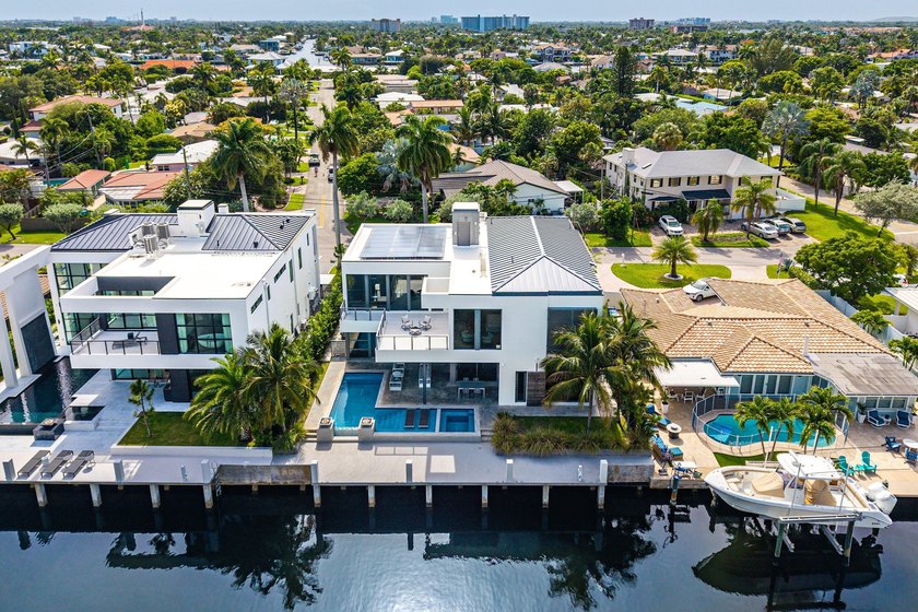Experience modern waterfront living on gated Terra Mar Island in - photo 3