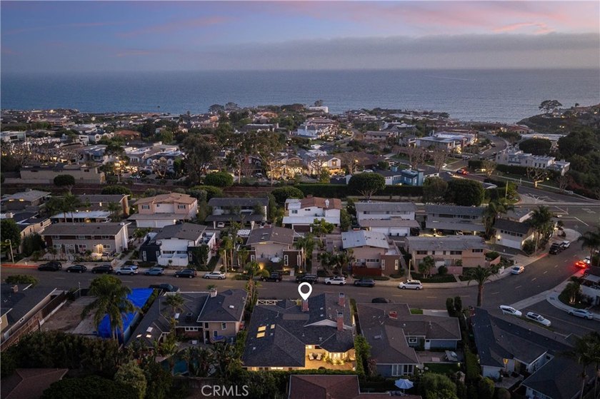 Welcome home to this charming Corona Highlands beach house - photo 41