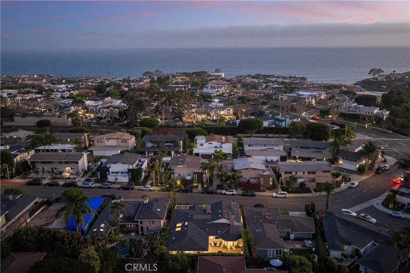 Welcome home to this charming Corona Highlands beach house - photo 42
