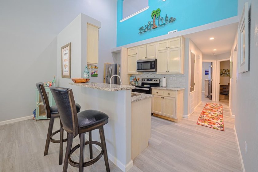 Enjoy the best of waterfront living at Gables of Copano Vista! - photo 50