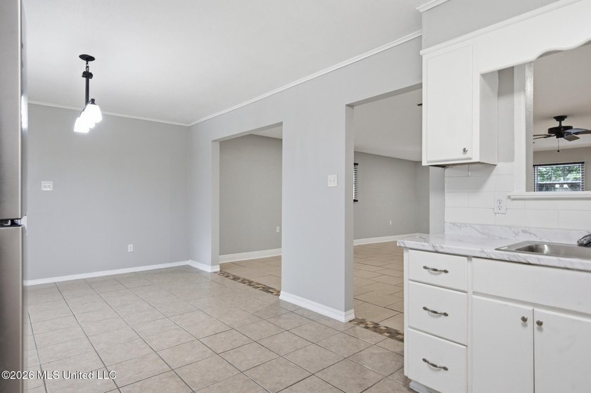 Beautifully updated 4-bedroom, 2-bath brick home with a - photo 8