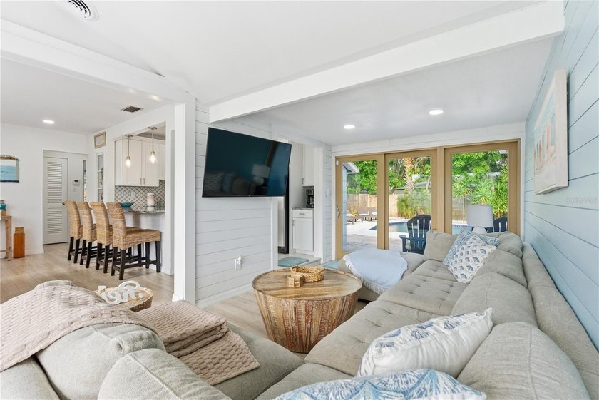 Welcome to your own slice of tropical Florida living! This - photo 9