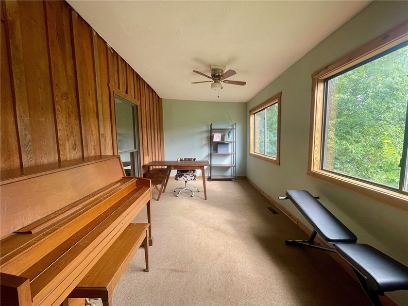 Welcome home to your Ozark oasis on the beautiful George's - photo 10