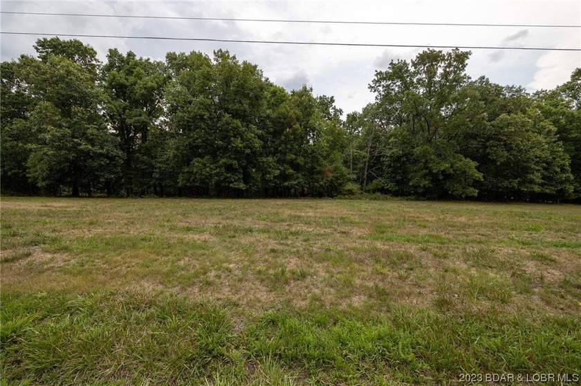 2.13 Acres in English Gardens subdivision fronting South Buck - photo 5