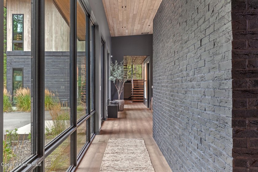 Tucked away in a secluded private cul-de-sac, this 1.71-acre - photo 35
