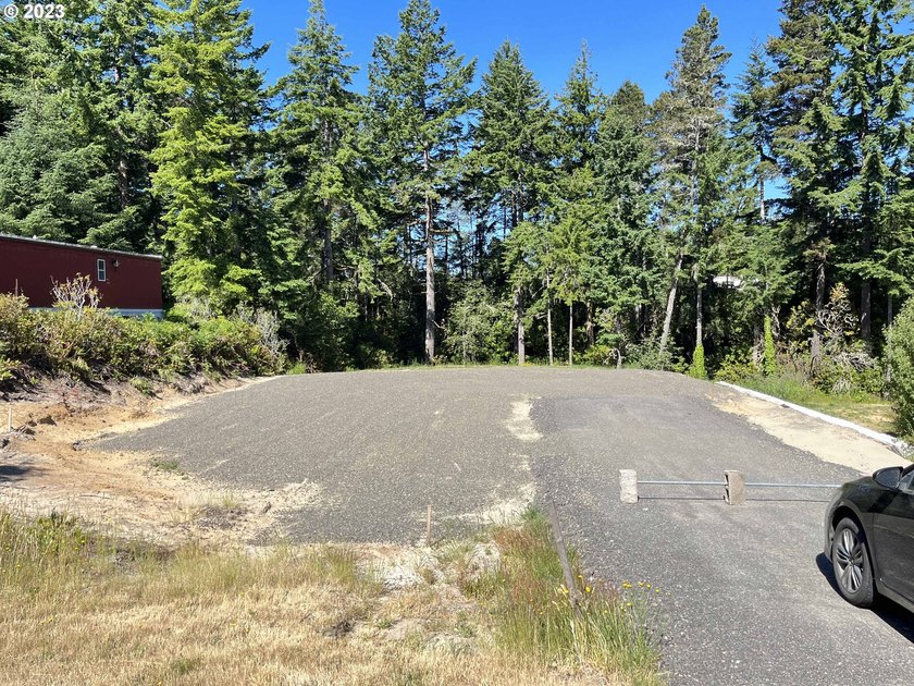 PRICE REDUCED!!! Build your custom home or place a manufactured - photo 14