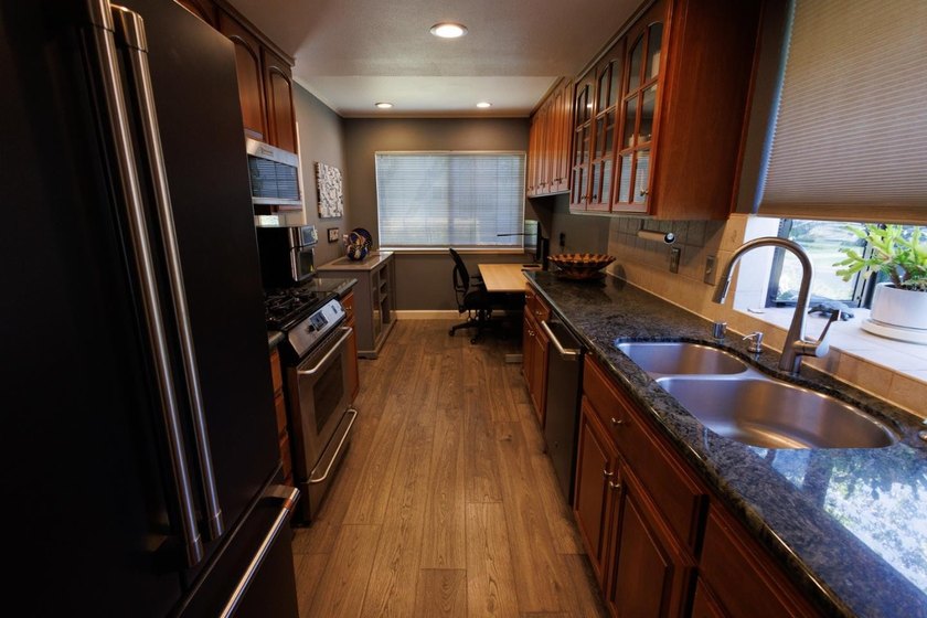 Excellent opportunity to own a move-in ready home in The - photo 9