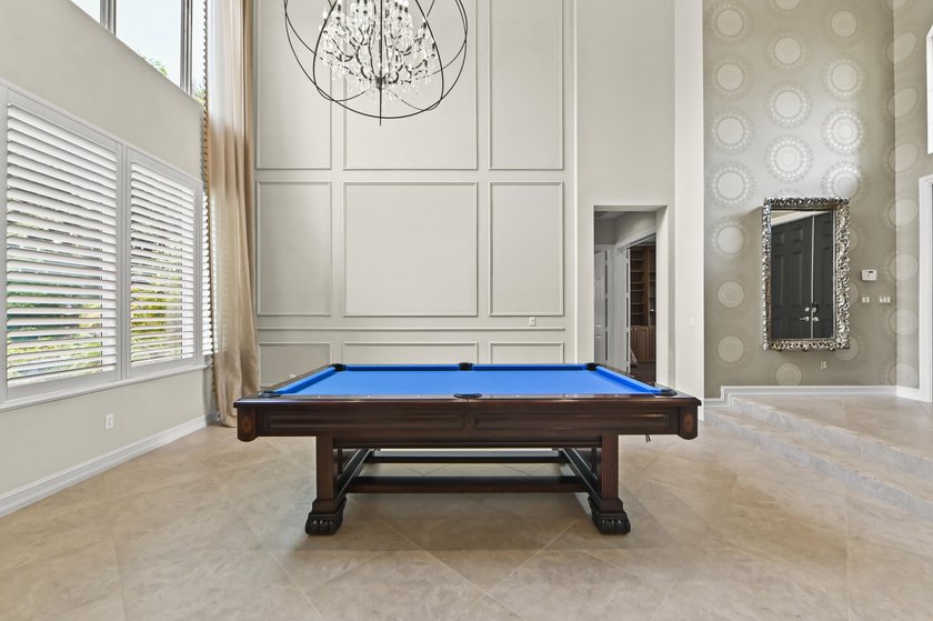 Welcome to this exceptional two-story estate in the exclusive - photo 10