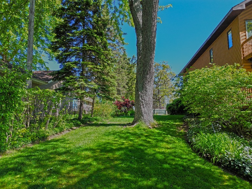 Perfect Lake home for Entertaining or Renting! - photo 27