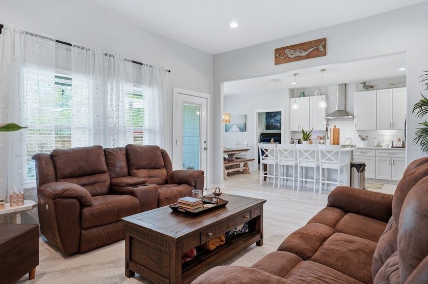 This beautifully maintained home has plenty to offer, including - photo 8
