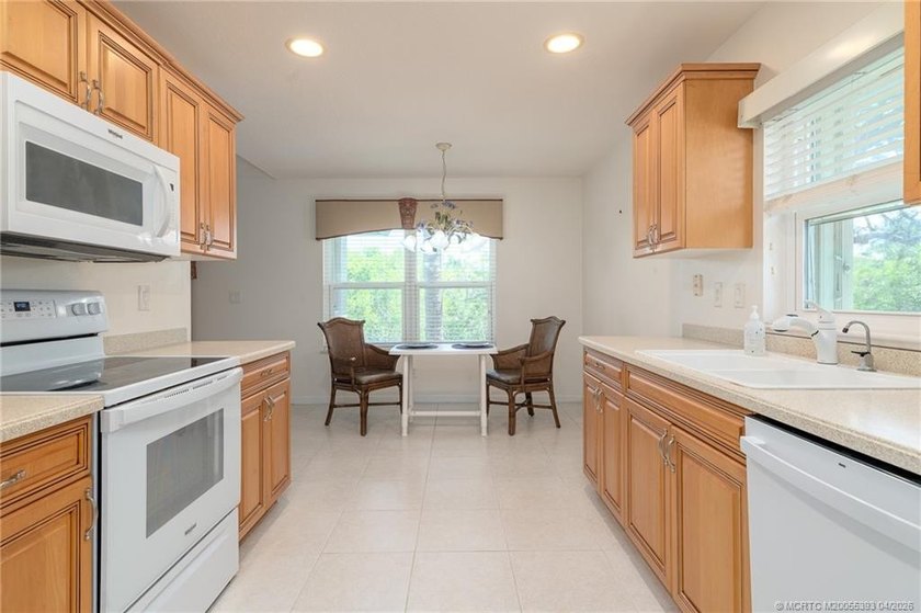 This is a spacious two bedroom, two bath Villa with elevator in - photo 10