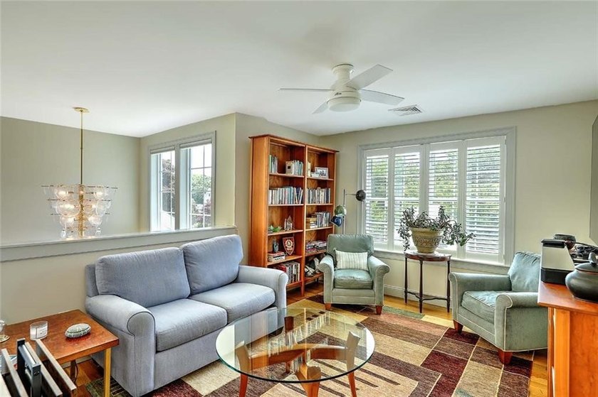 The perfect newer home in historic downtown Bristol. Enjoy the - photo 36