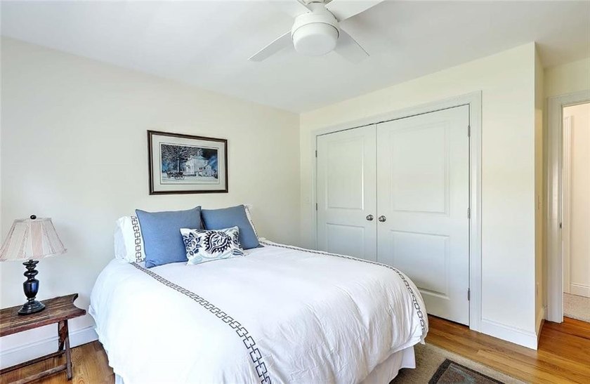 The perfect newer home in historic downtown Bristol. Enjoy the - photo 39