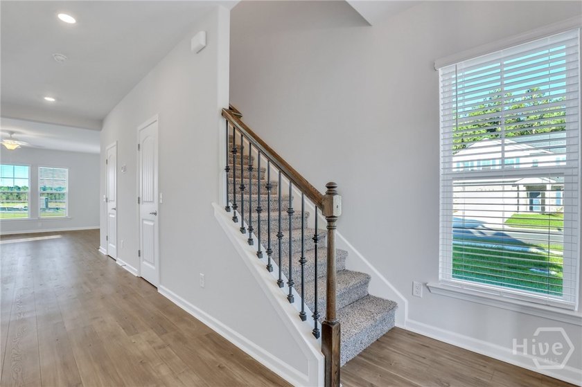 This immaculate Landmark 24 *Avery* Floor Plan is ready for you - photo 5