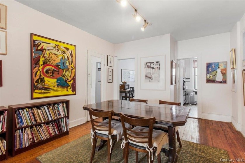 This meticulously maintained residence offers a spacious - photo 16