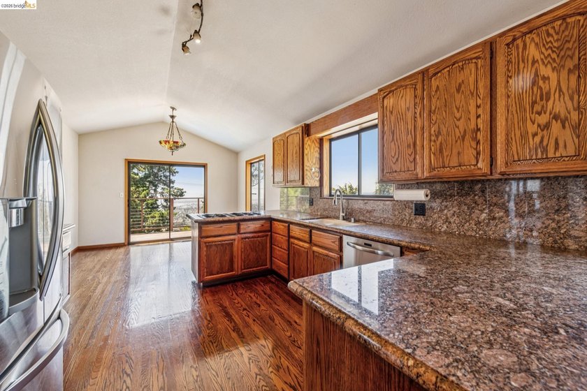 TRANSPARENT PRICING - Perched in the secluded Oakland Hills near - photo 22