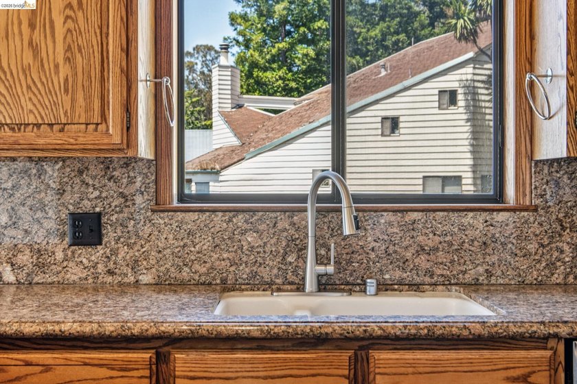 TRANSPARENT PRICING - Perched in the secluded Oakland Hills near - photo 25