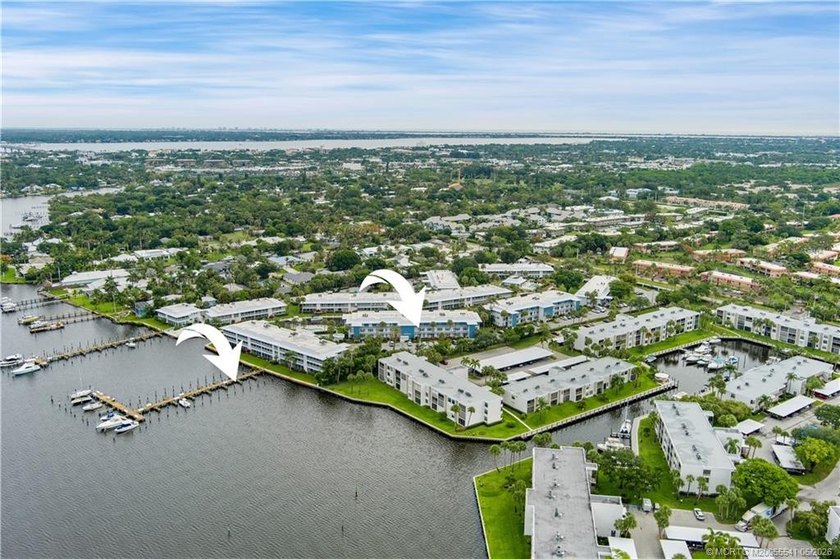 Florida living at its best! Beautifully maintained 2 bedroom, 2 - photo 28