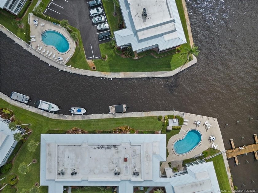Florida living at its best! Beautifully maintained 2 bedroom, 2 - photo 30