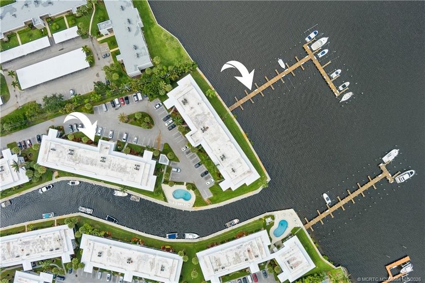 Florida living at its best! Beautifully maintained 2 bedroom, 2 - photo 36