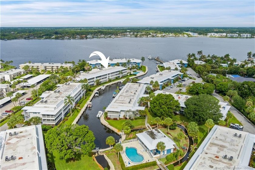 Florida living at its best! Beautifully maintained 2 bedroom, 2 - photo 37