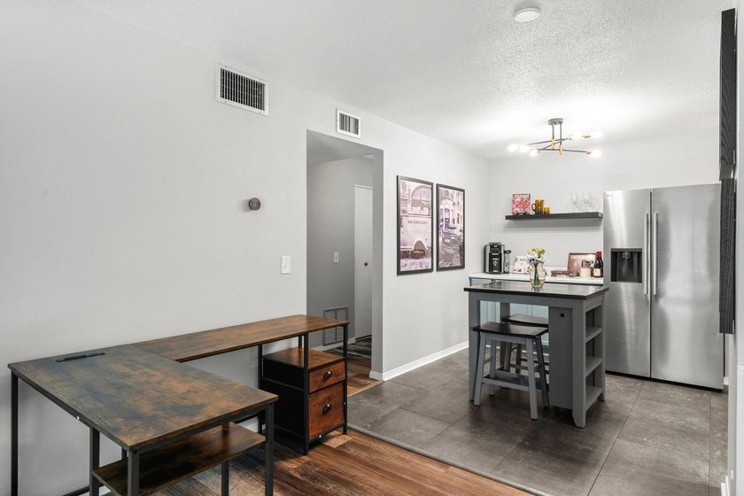 Come step inside this beautifully refreshed condo, and feel an - photo 24