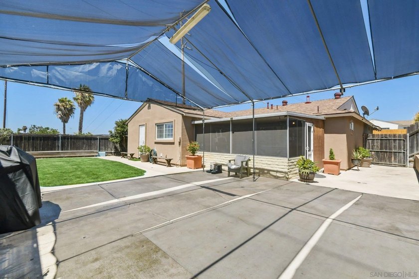 Situated on a huge, premium corner lot, this meticulously - photo 29