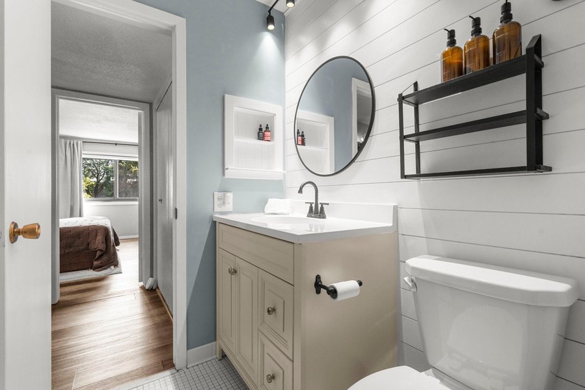 Come step inside this beautifully refreshed condo, and feel an - photo 34