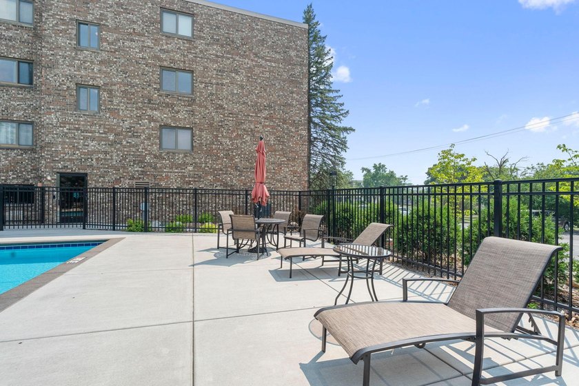 Come step inside this beautifully refreshed condo, and feel an - photo 44