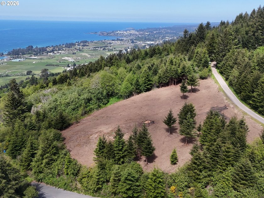 Exceptional opportunity to own 1.38 acres in Brookings, perched - photo 6