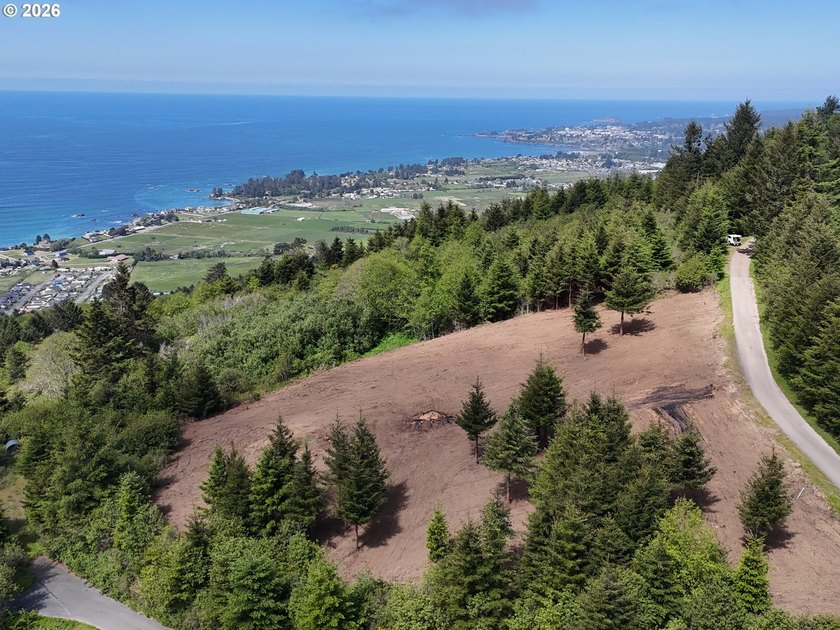 Exceptional opportunity to own 1.38 acres in Brookings, perched - photo 7